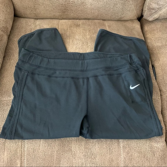 NikeFitDry Ladies Capri Workout Pants M - Picture 1 of 3